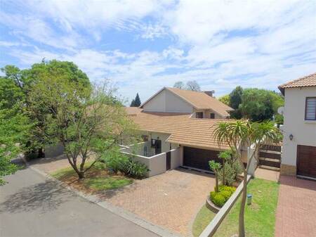 2 Bed Cluster in Bedfordview