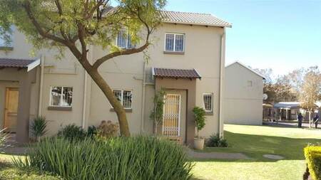 2 Bed Duplex in Greenstone Hill
