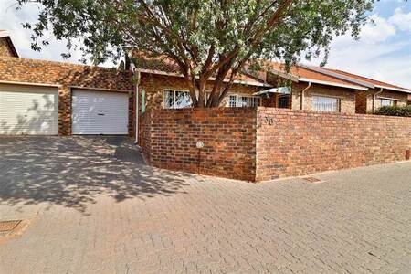 3 Bed Simplex in Noordheuwel