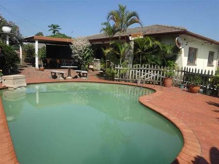 3 Bed Simplex in Escombe