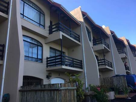 3 Bed Duplex in Scottburgh Central