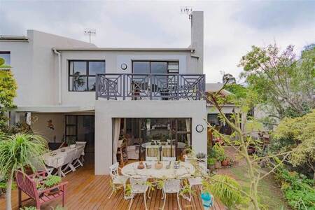 3 Bed Duplex in Hout Bay and surrounds