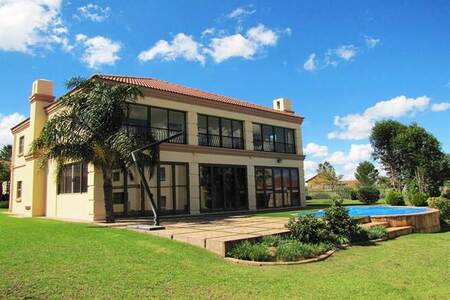 4 Bed Duplex in Vaal Marina