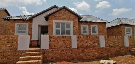 3 Bed Simplex in Elandsfontein