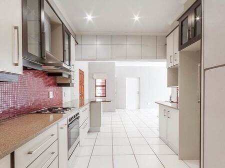 3 Bed Cluster in Henley on Klip