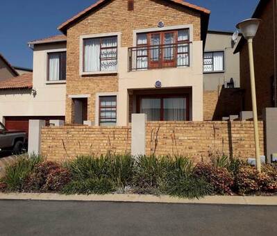 3 Bed Cluster in Chancliff