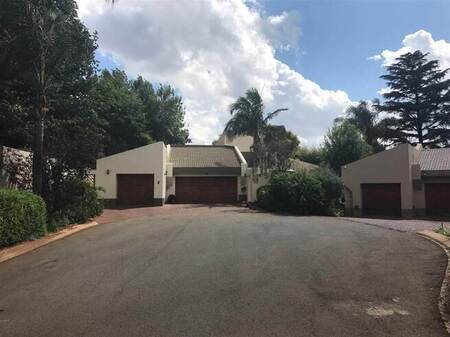 4 Bed Cluster in Bedfordview