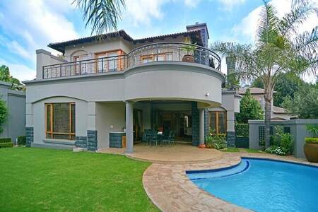 4 Bed Cluster in Bedfordview