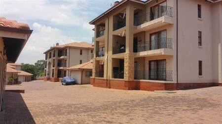 3 Bed Simplex in Noordheuwel