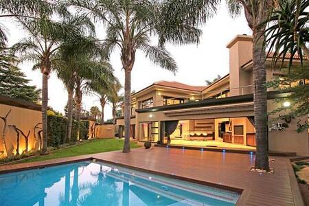 4 Bed Cluster in Bedfordview