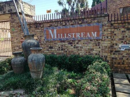 3 Bed Duplex in Bedfordview