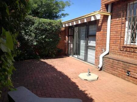 3 Bed Cluster in Bedfordview