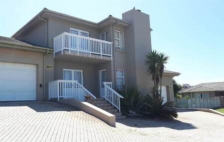 3 Bed Duet in Dana Bay