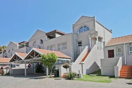 2 Bed Simplex in Bedfordview