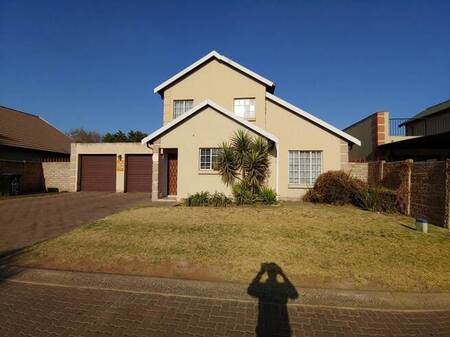 4 Bed Cluster in Sonneveld