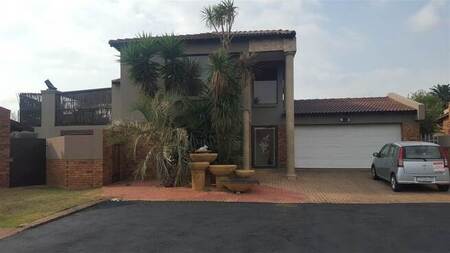 4 Bed Cluster in Sonneveld