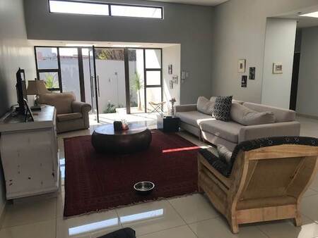 3 Bed Cluster in Bedfordview