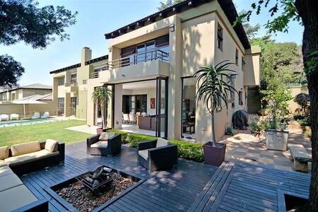 4 Bed Cluster in Bedfordview