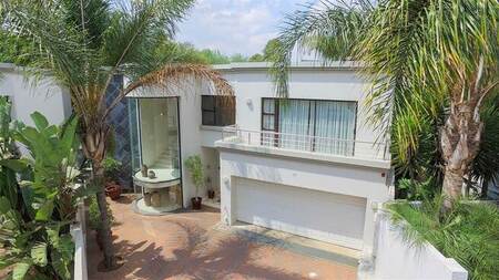 3 Bed Cluster in Bedfordview