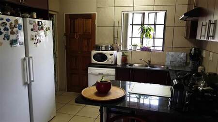 2 Bed Cluster in Meyerton Central