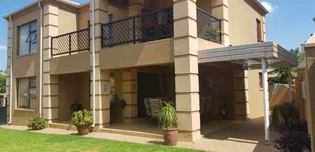 3 Bed Cluster in Noordheuwel