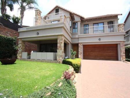 4 Bed Cluster in Bedfordview