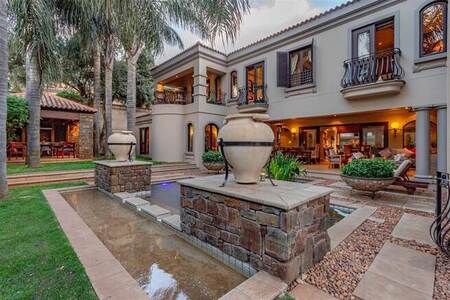 4 Bed Cluster in Bedfordview