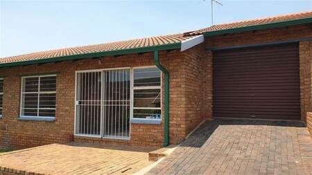 3 Bed Simplex in Rangeview