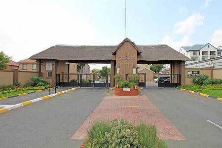 2 Bed Simplex in Greenstone Hill