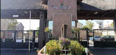 2 Bed Duplex in Greenstone Hill