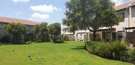 3 Bed Duplex in Greenstone Hill