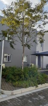 2 Bedroom Townhouse To Let in Paarl South