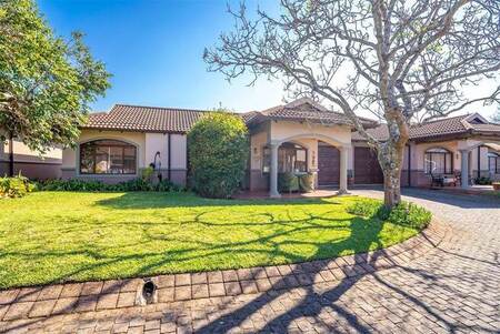 2 Bed Simplex in Le Domaine