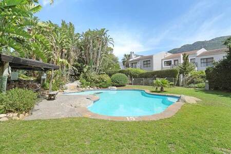 3 Bed Cluster in Hout Bay and surrounds