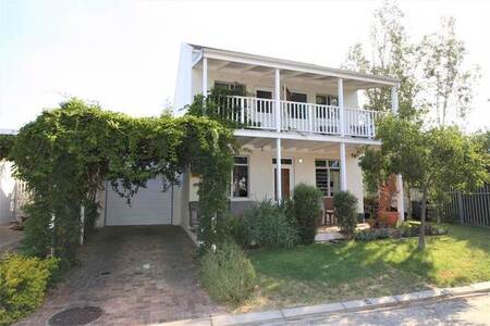 2 Bed Duplex in Wellington Central