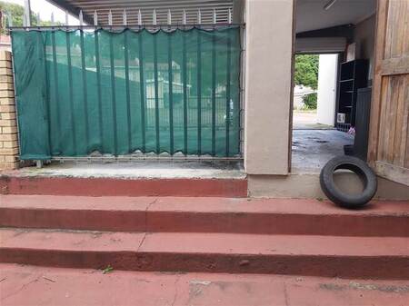 3 Bed Duplex in Bluff