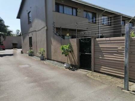 2 Bed Duplex in Fields Hill