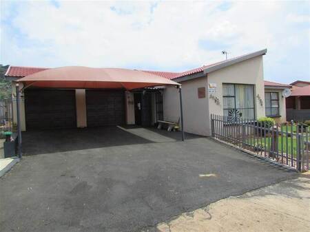 3 Bed Cluster in Westonaria