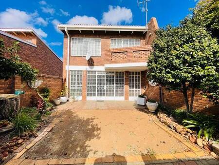 3 Bed Duplex in Lambton