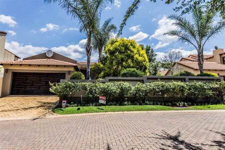 3 Bed Cluster in Featherbrooke Estate