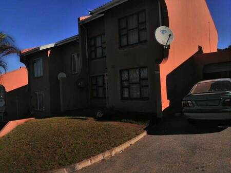 4 Bed Duplex in Nagina