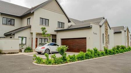 3 Bed Duplex in Cotswold Downs Estate