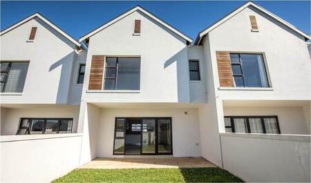 3 Bed Duplex in Emberton Estate