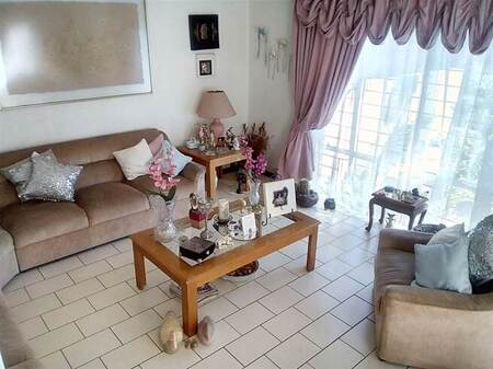 3 Bed Duplex in Sunnyrock