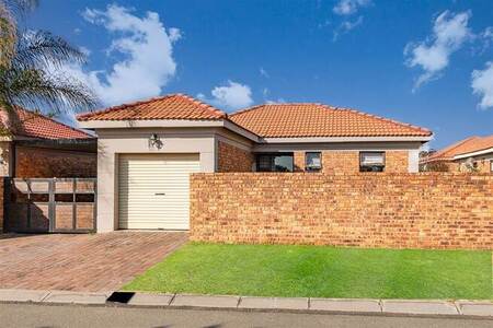 3 Bed Cluster in Southdowns