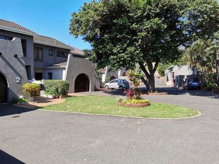 3 Bed Duplex in Bluff