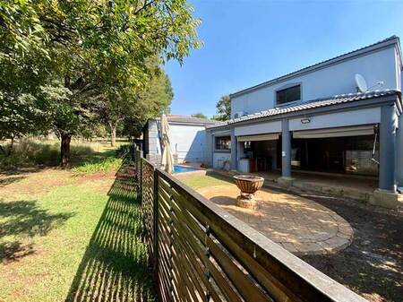 4 Bed Cluster in Featherbrooke Estate