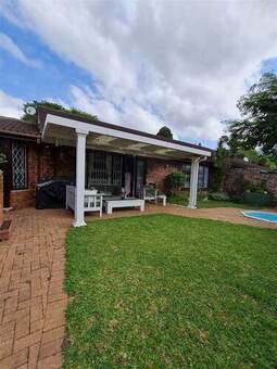 3 Bed Simplex in Cowies Hill Park