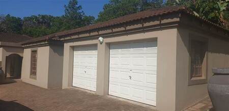 3 Bed Simplex in Southbroom