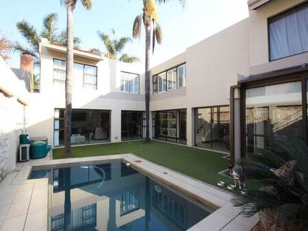 3 Bed Cluster in Oriel